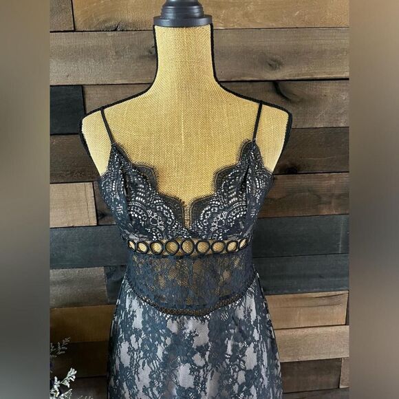 Victoria-s-secret Women's Black Dress - Picture 4 of 8